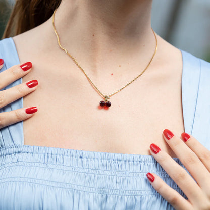 Cadena Tejido Cubos + Dije Cherry Roja Mujer