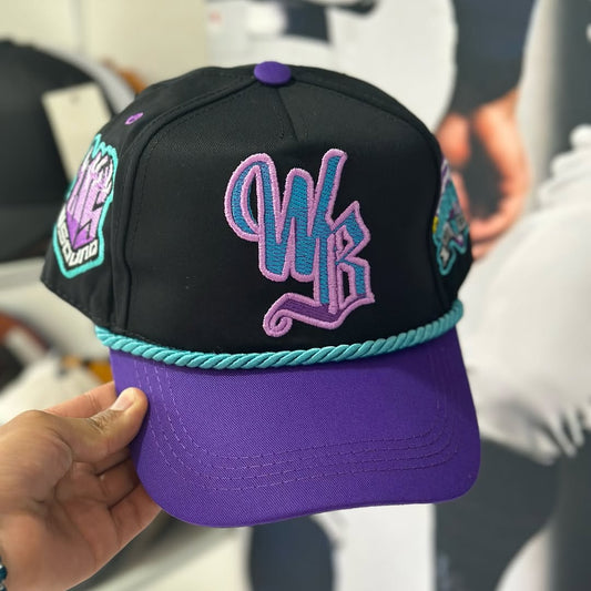 Gorra Premium Negra y Morado – W Merch