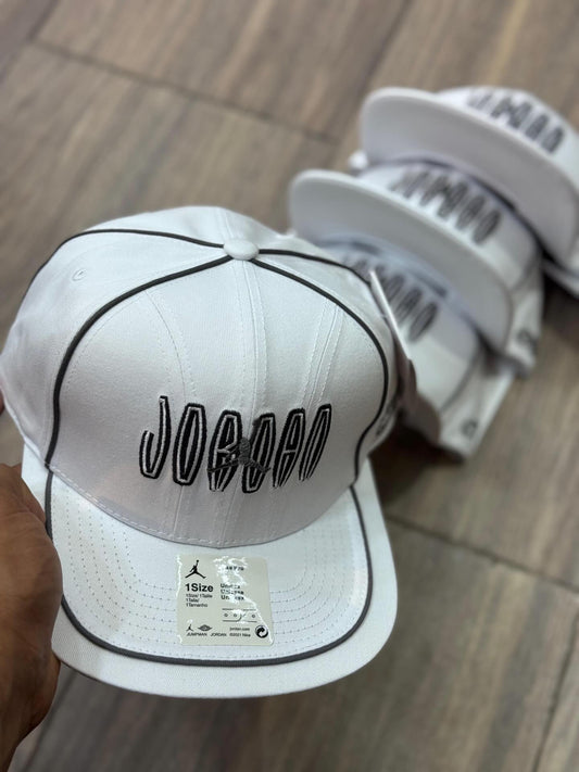 Gorra Blanca Premium – Jordan